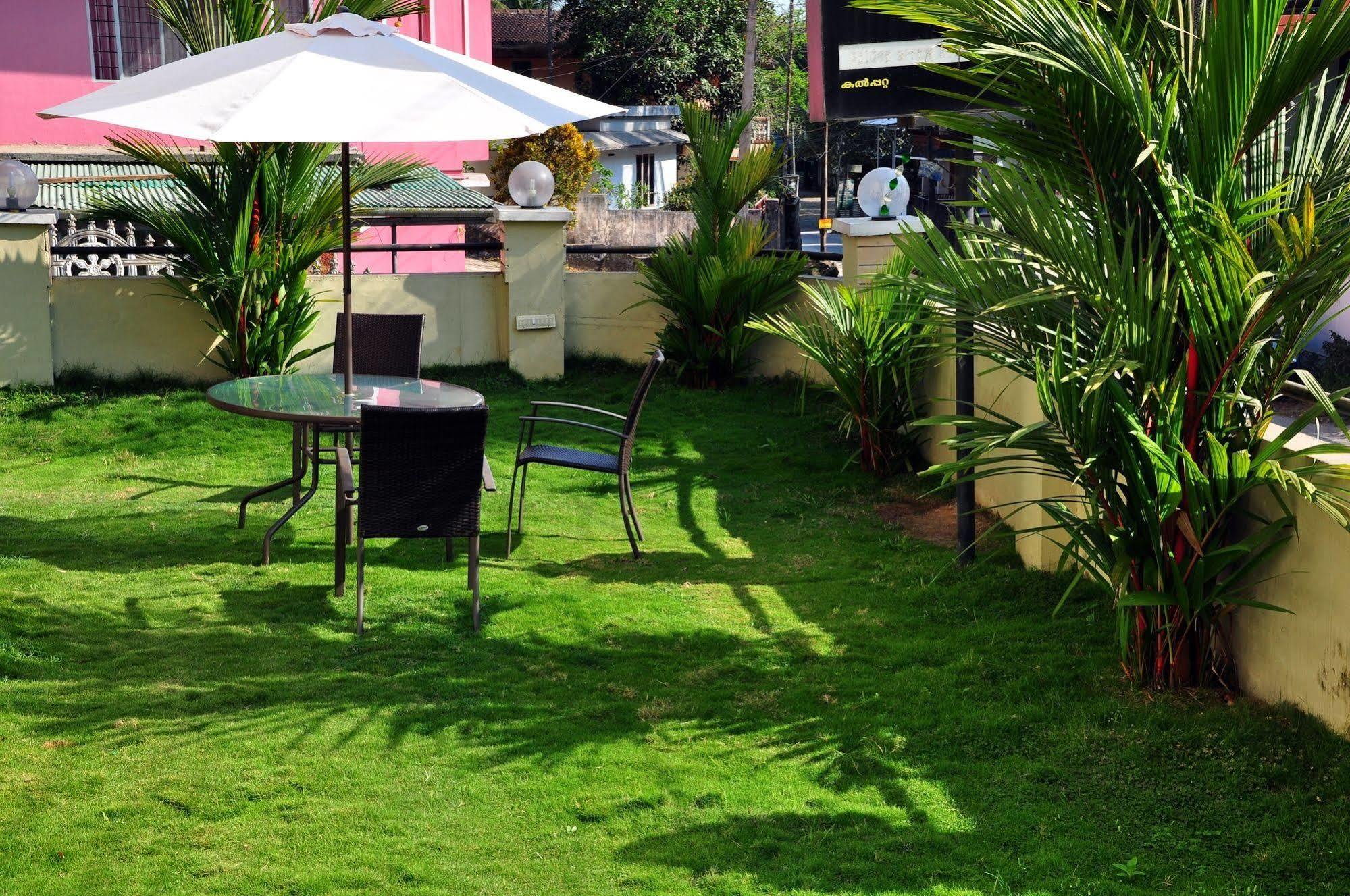 Wayanad Cliff Hotels Apartments Kalpatta Extérieur photo